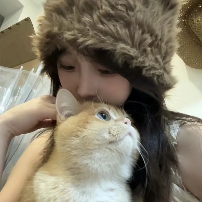 《绣娘》海报